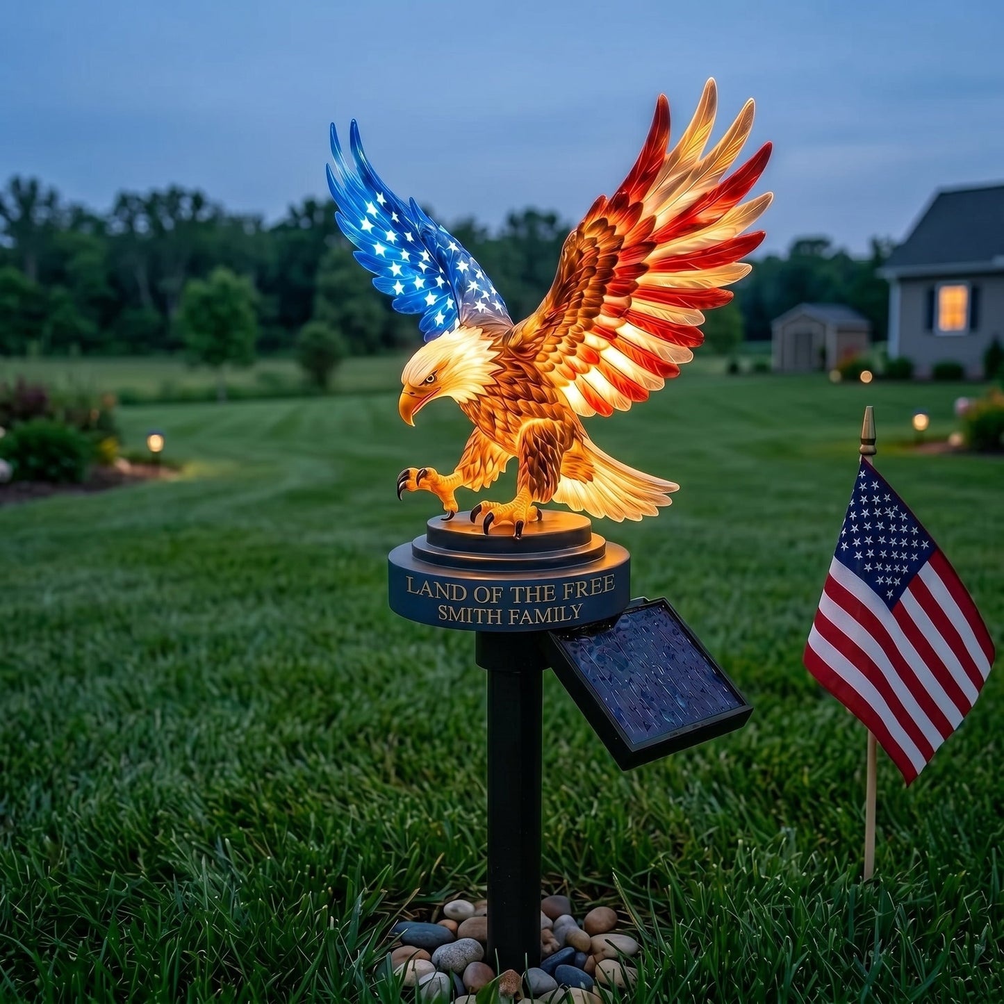 🦅 Personalized Solar Eagle Garden Light – A Glowing Tribute to American Freedom
