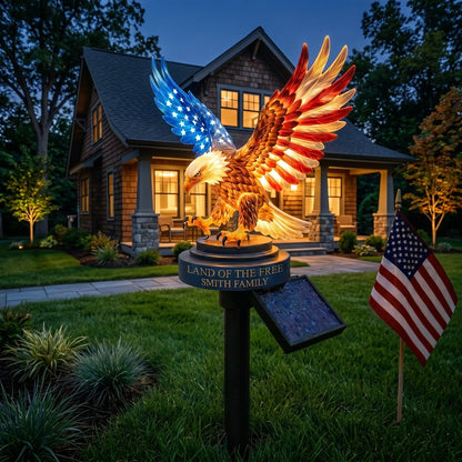 🦅 Personalized Solar Eagle Garden Light – A Glowing Tribute to American Freedom
