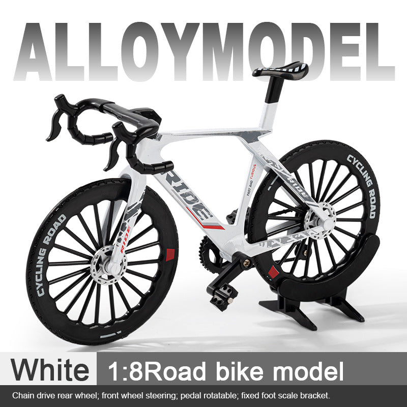 Realistic 1:8 Alloy Bicycle Model with Rotating Pedals & Steering Front Wheel