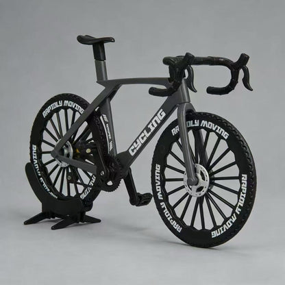 Realistic 1:8 Alloy Bicycle Model with Rotating Pedals & Steering Front Wheel