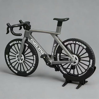 Realistic 1:8 Alloy Bicycle Model with Rotating Pedals & Steering Front Wheel